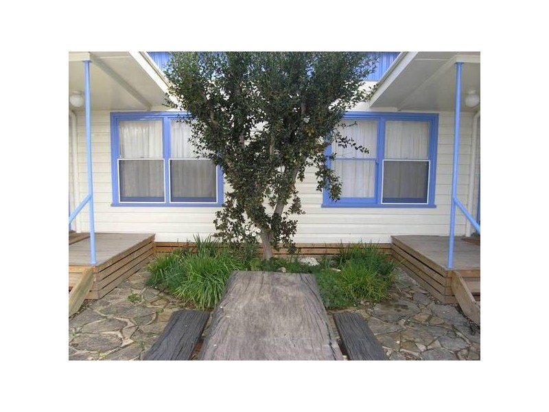 6 Station Street, Bright VIC 3741