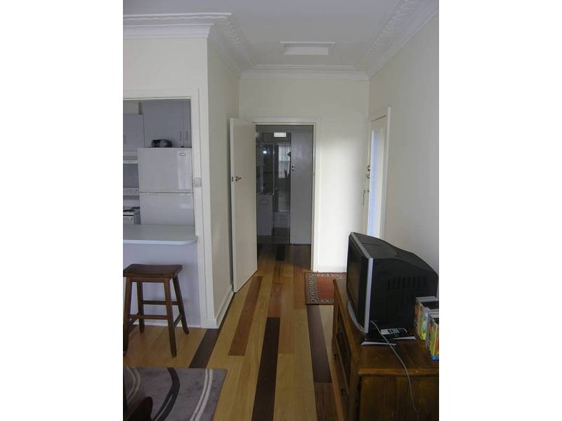 6 Station Street, Bright VIC 3741