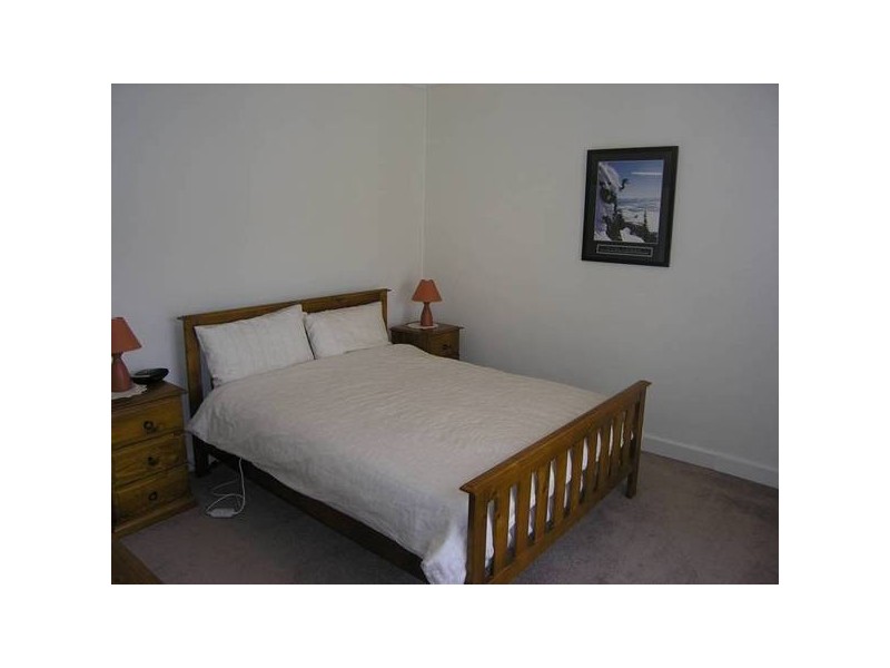 6 Station Street, Bright VIC 3741