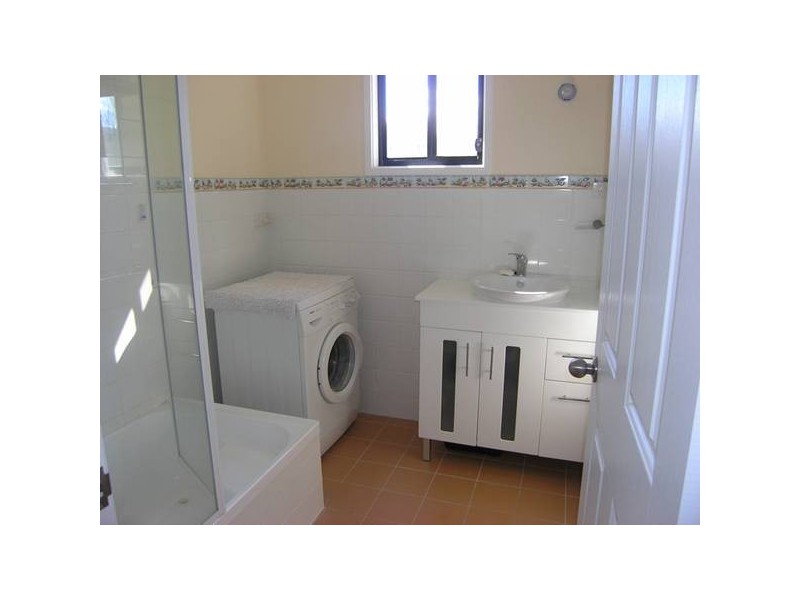 9 Kilfinan Cres, Bright VIC 3741