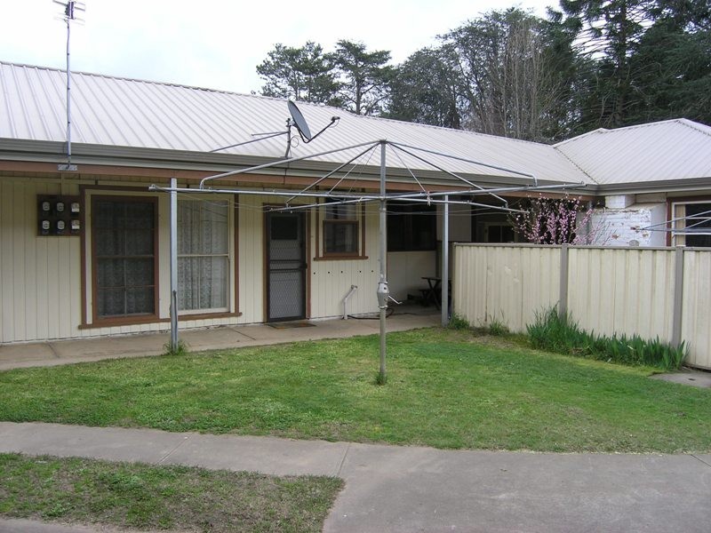 2/14 Wood St, Bright VIC 3741