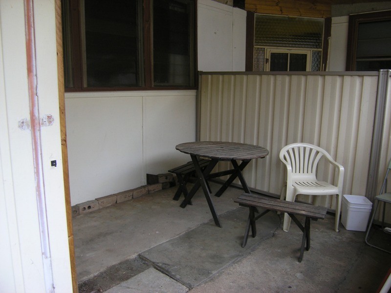 2/14 Wood St, Bright VIC 3741