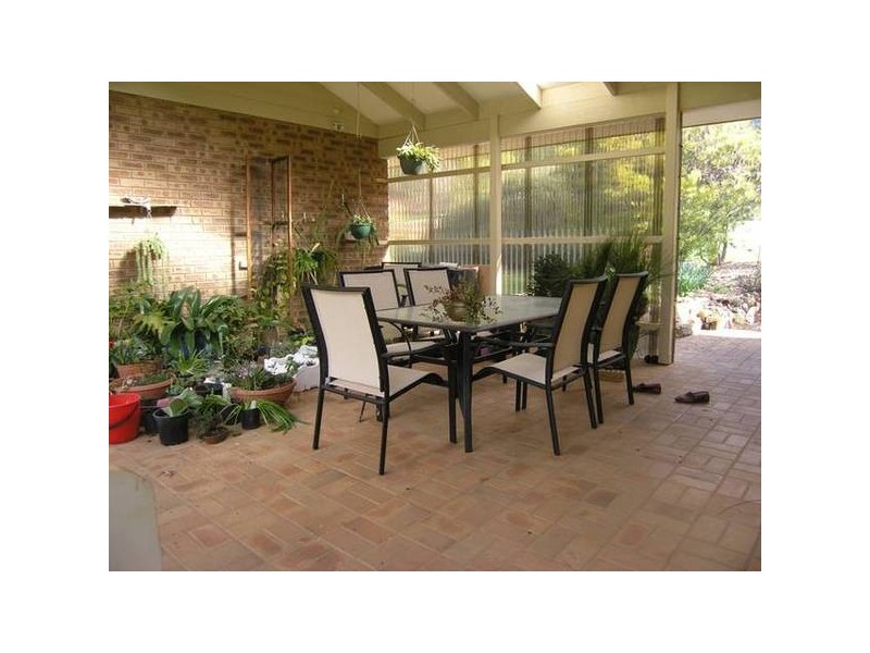 2 Colonial Court, Bright VIC 3741