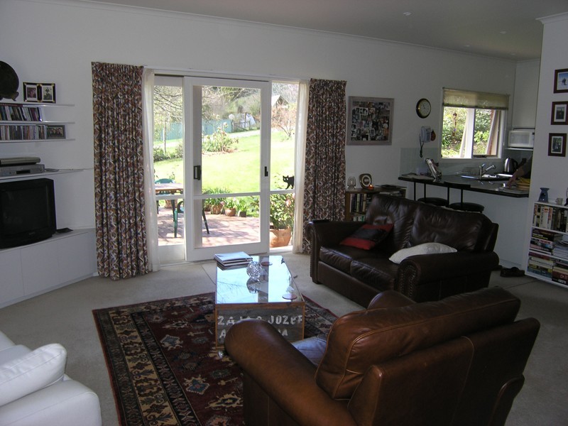 98 Delany Avenue, Bright VIC 3741