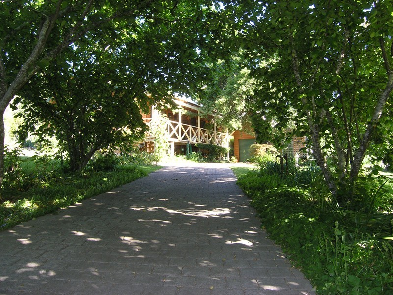 3 Smithy Lane, Bright VIC 3741