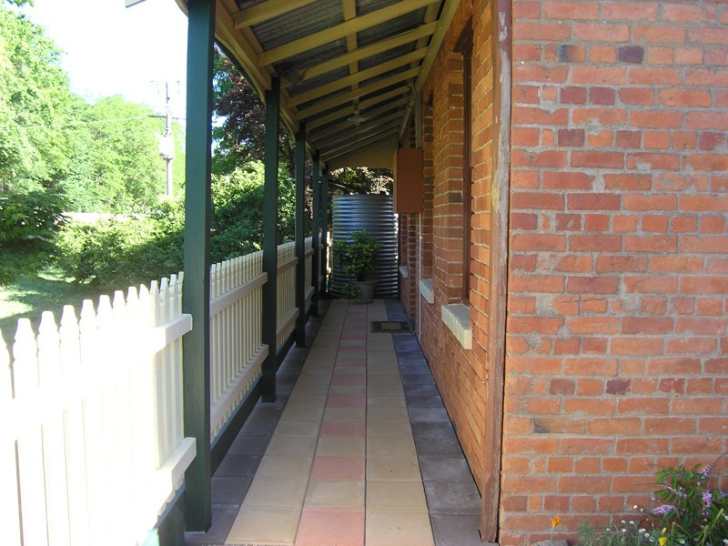 3 Smithy Lane, Bright VIC 3741