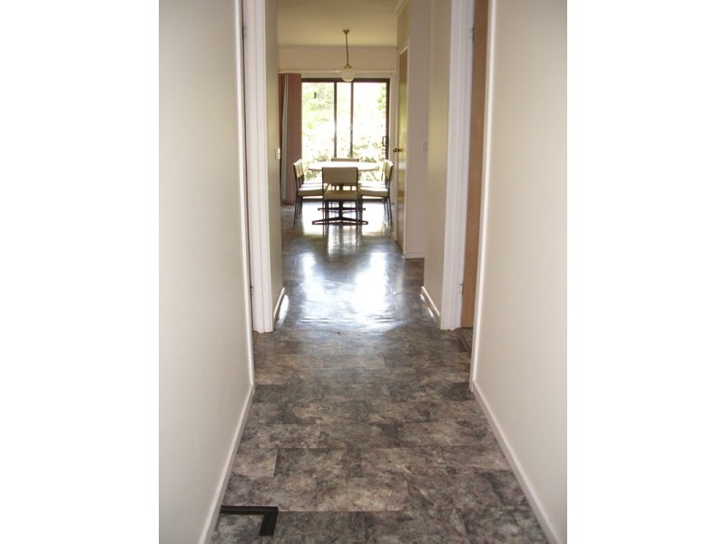 2/4 Mystic Lane, Bright VIC 3741