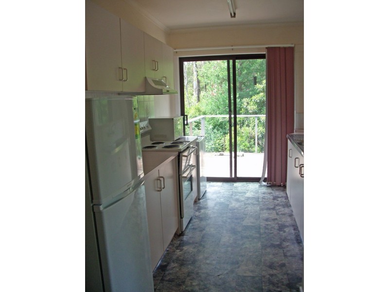 2/4 Mystic Lane, Bright VIC 3741