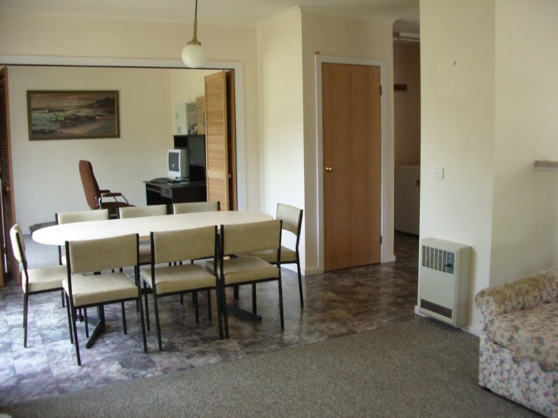 2/4 Mystic Lane, Bright VIC 3741