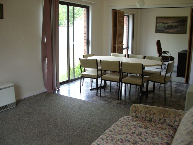 2/4 Mystic Lane, Bright VIC 3741