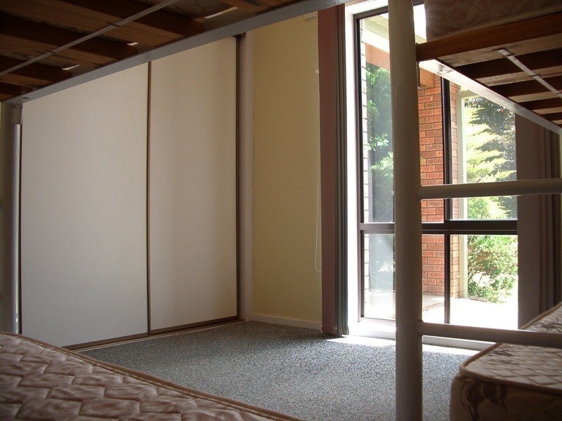 2/4 Mystic Lane, Bright VIC 3741