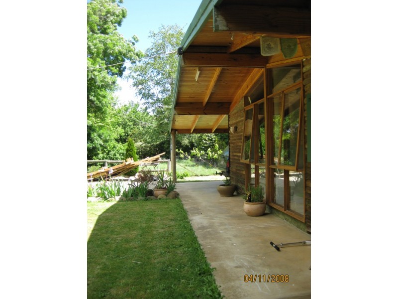 420 Morses Creek Rd, Wandiligong VIC 3744