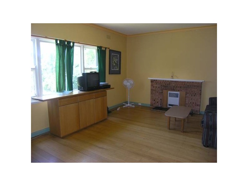 64 Gavan St, Bright VIC 3741