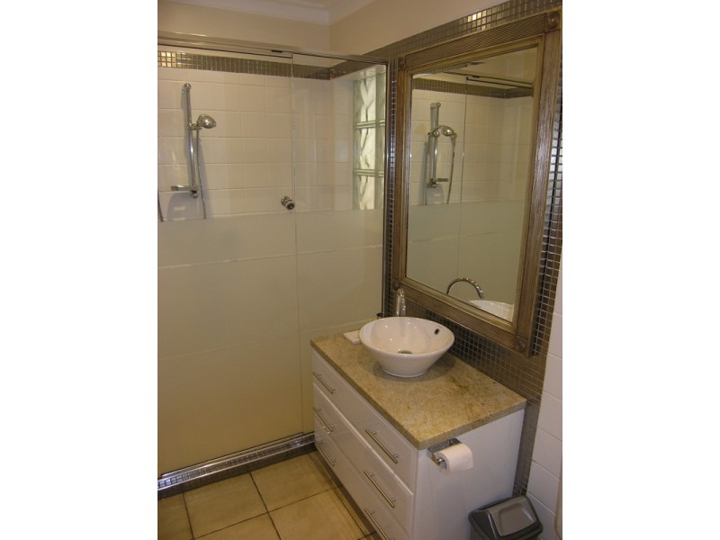 7103 Great Alpine Road, Bright VIC 3741