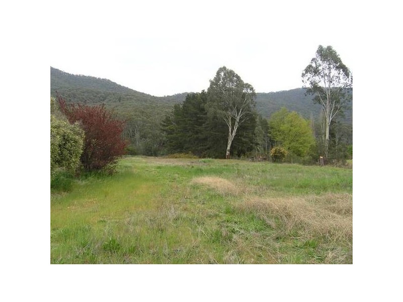 15 Great Alpine Road, Freeburgh VIC 3741