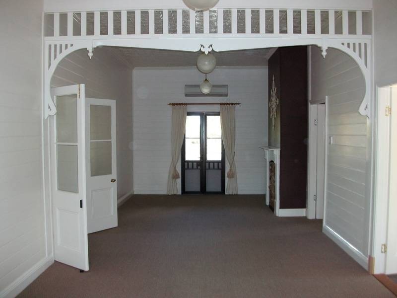 80 Duncan Street, Tenterfield NSW 2372