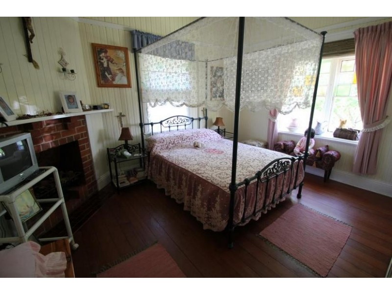 98 Bulwer Street, Tenterfield NSW 2372