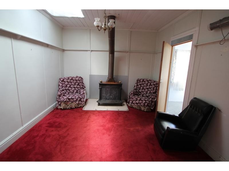 90 Manners Street, Tenterfield NSW 2372