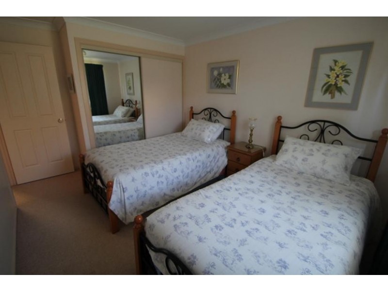 28 East Street, Tenterfield NSW 2372