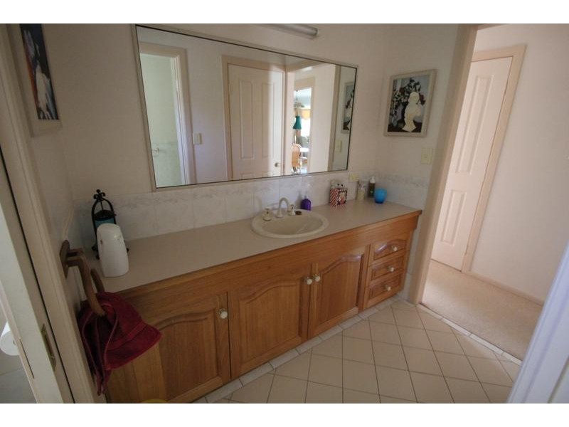 28 East Street, Tenterfield NSW 2372