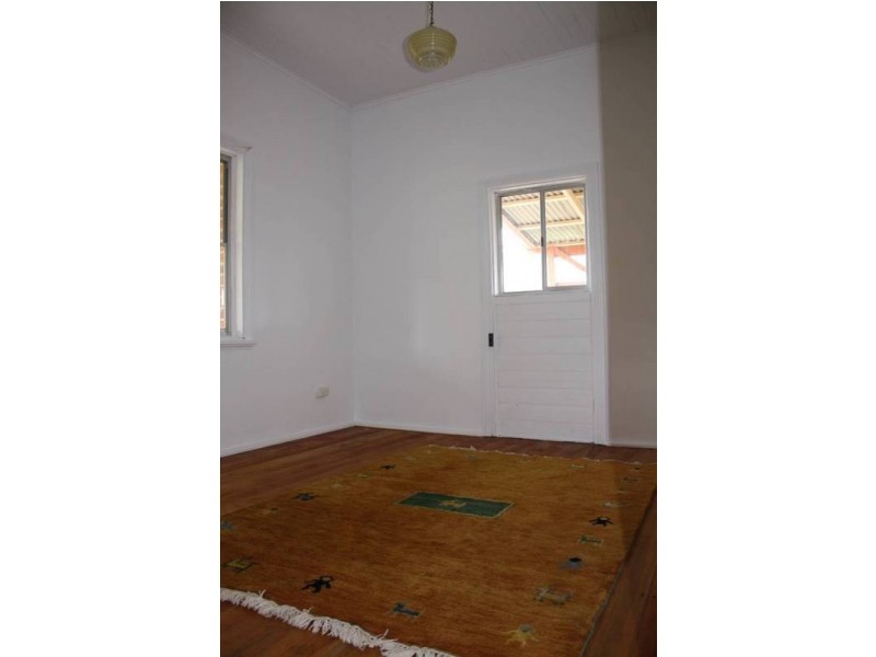 50 Wood Street, Tenterfield NSW 2372