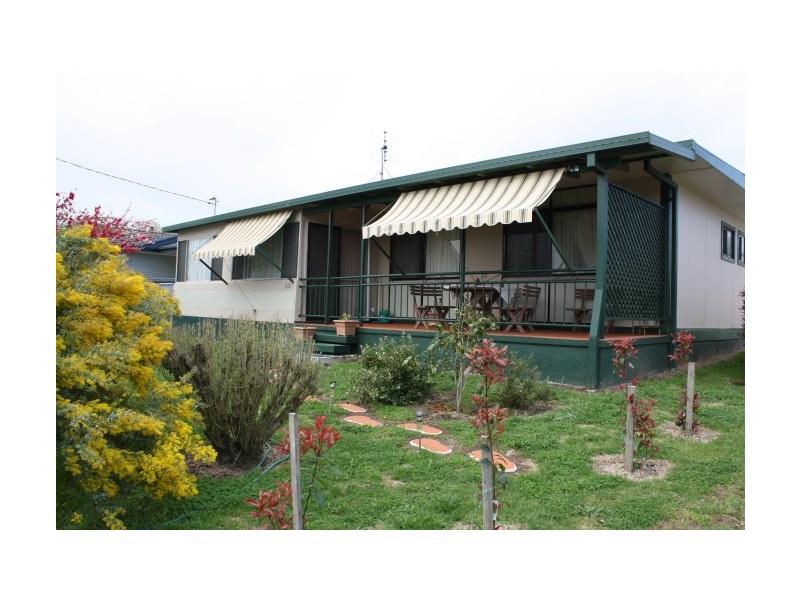 238 Bulwer Street, Tenterfield NSW 2372