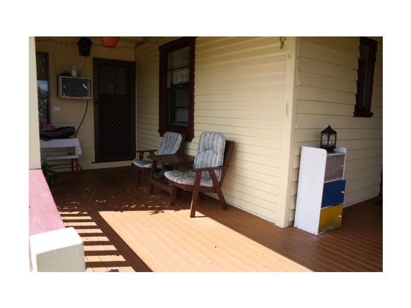 82 Wood Street, Tenterfield NSW 2372