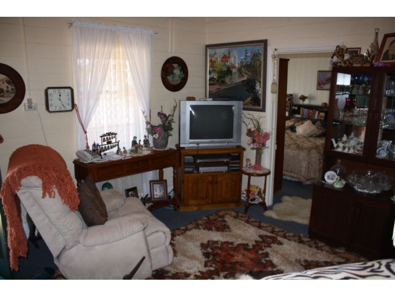 29 Railway Street, Tenterfield NSW 2372
