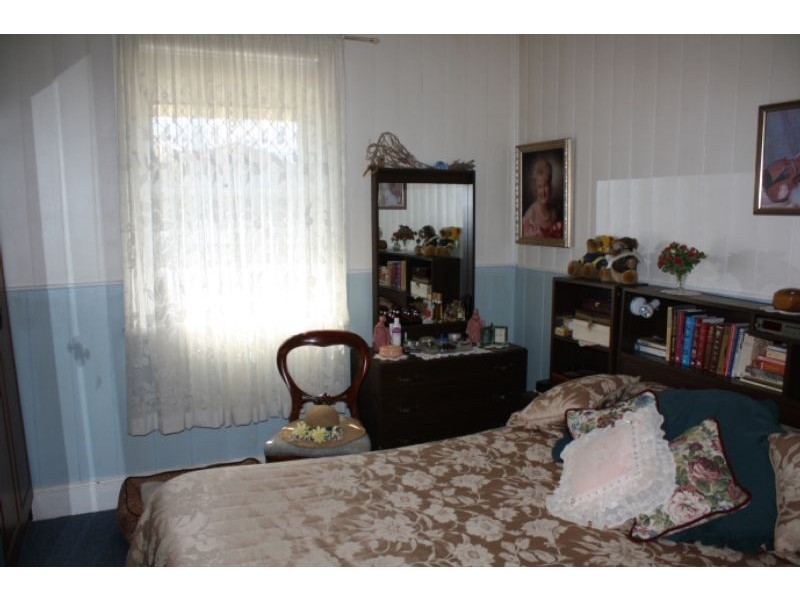 29 Railway Street, Tenterfield NSW 2372
