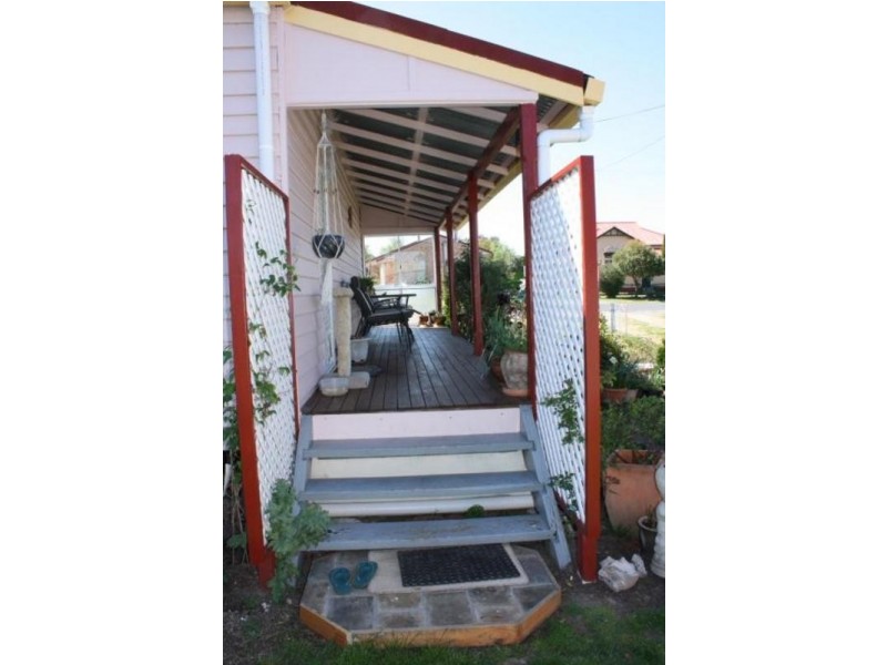 29 Railway Street, Tenterfield NSW 2372