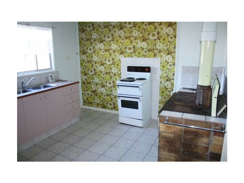31 Clive Street, Tenterfield NSW 2372