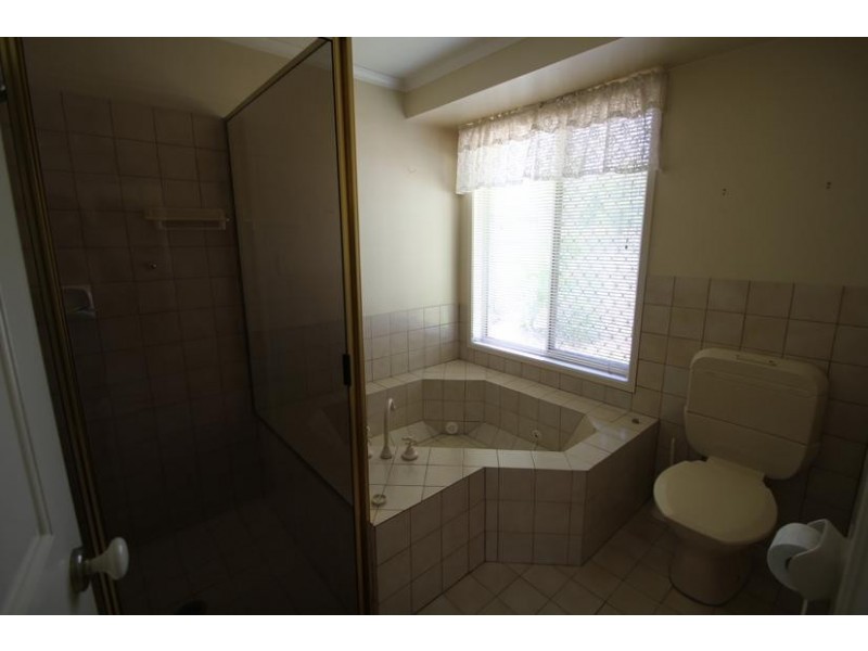 81 Wood Street, Tenterfield NSW 2372