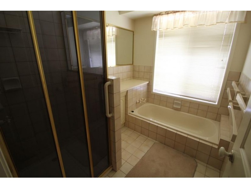 81 Wood Street, Tenterfield NSW 2372