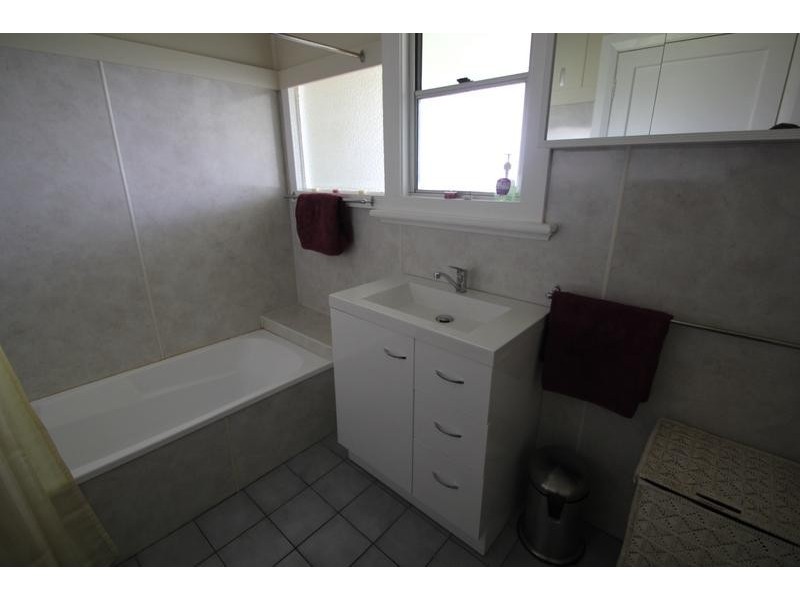 139 Petre Street, Tenterfield NSW 2372