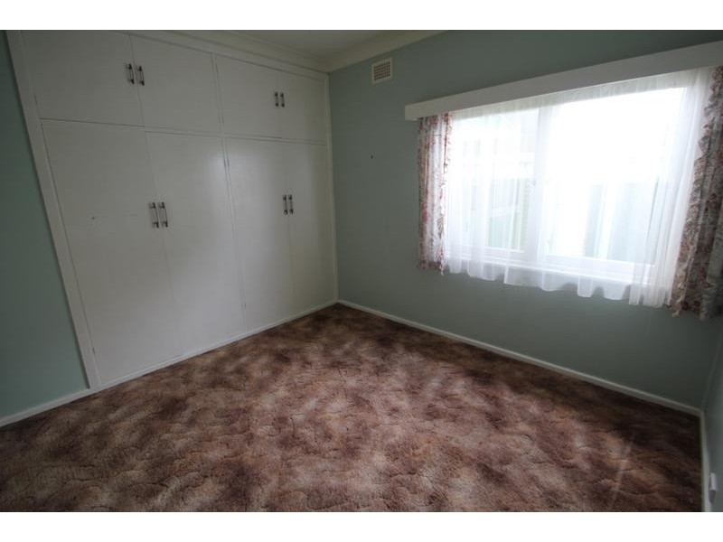 139 Miles Street, Tenterfield NSW 2372