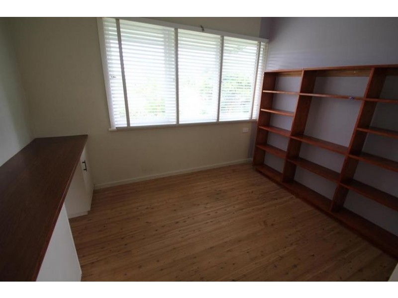 139 Miles Street, Tenterfield NSW 2372