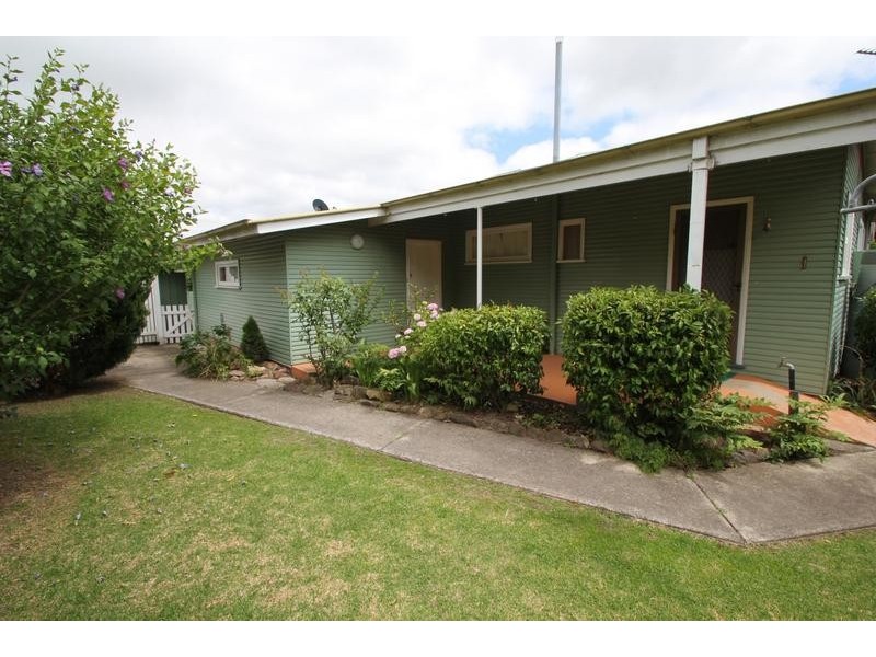 139 Miles Street, Tenterfield NSW 2372