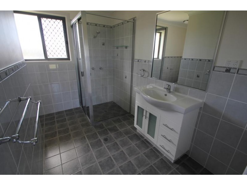 2 Mackenzie Court, Tenterfield NSW 2372