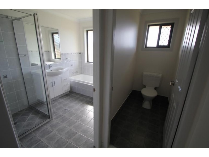 2 Mackenzie Court, Tenterfield NSW 2372