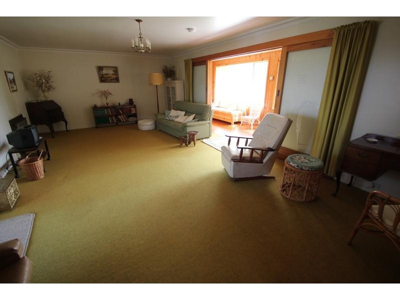 100 Martin Street, Tenterfield NSW 2372