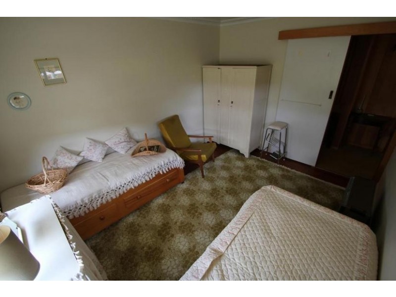 100 Martin Street, Tenterfield NSW 2372