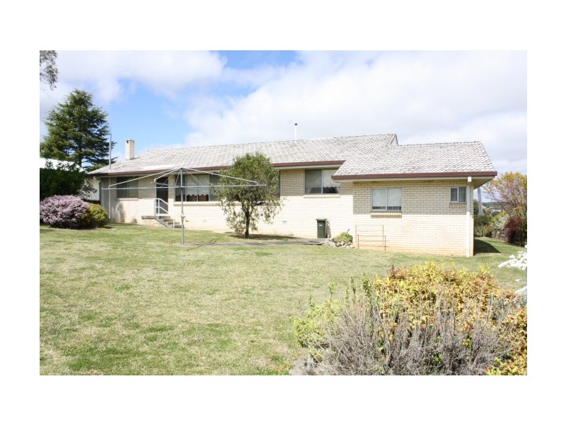 100 Martin Street, Tenterfield NSW 2372