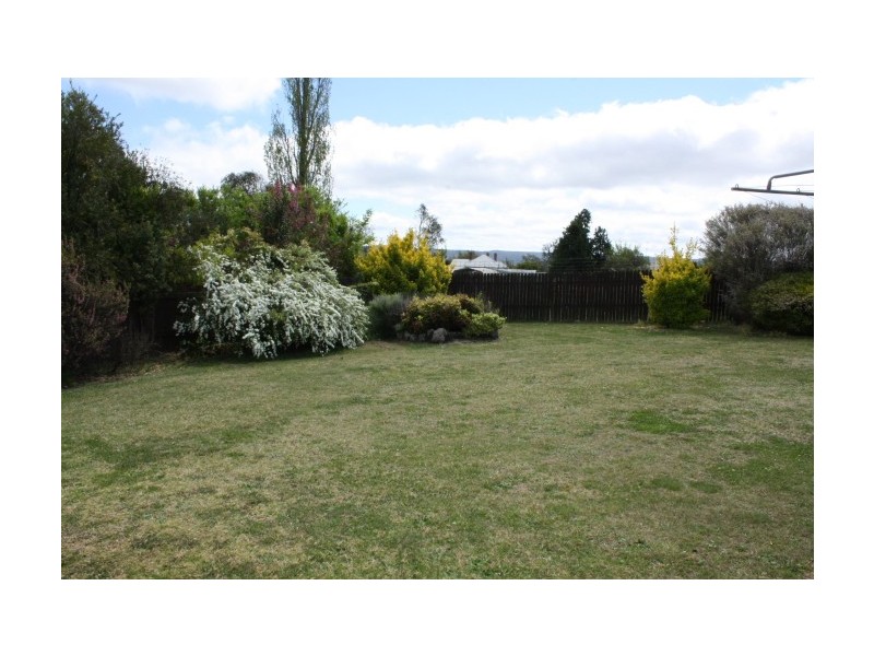 100 Martin Street, Tenterfield NSW 2372