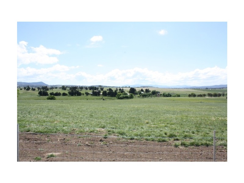 9 Millers Lane, Tenterfield NSW 2372