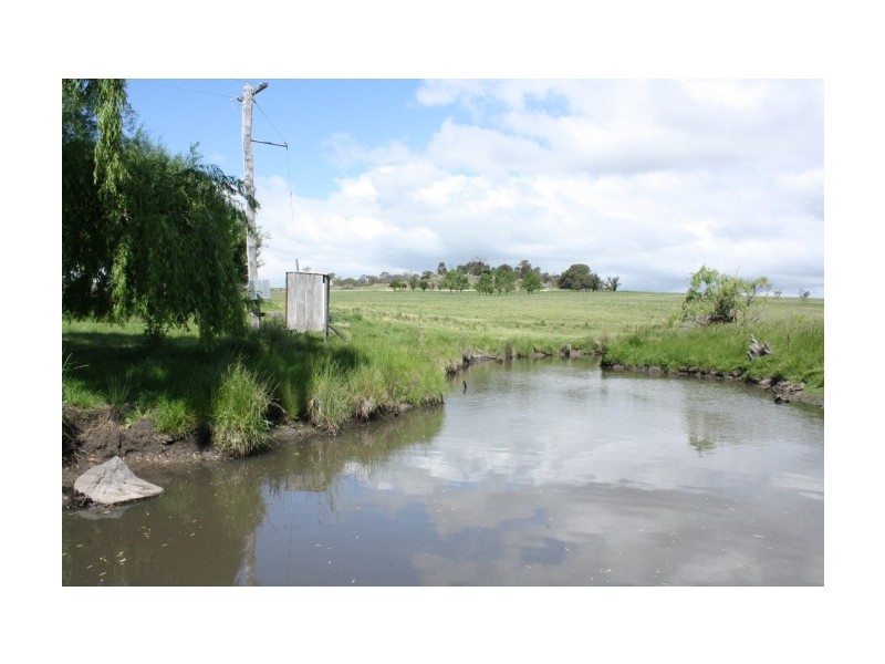 9 Millers Lane, Tenterfield NSW 2372