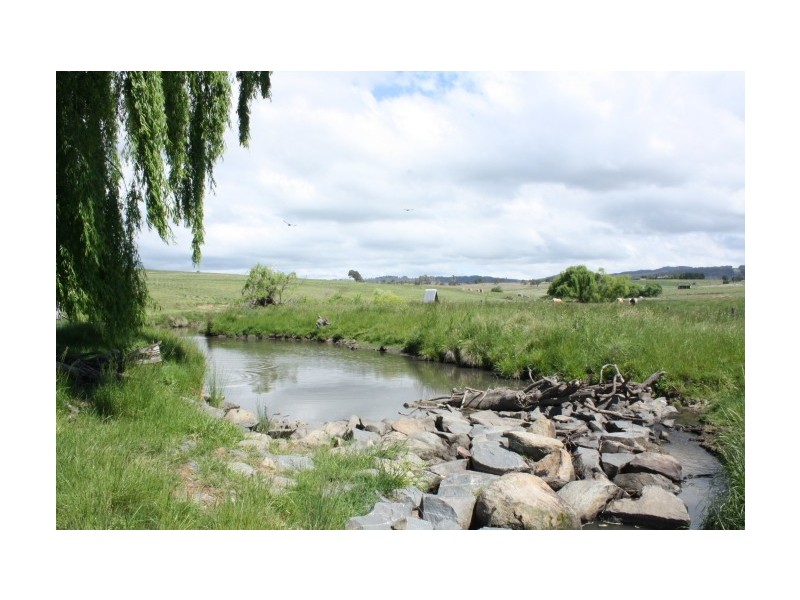 9 Millers Lane, Tenterfield NSW 2372
