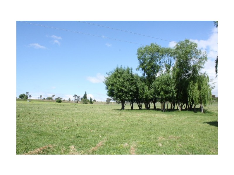 9 Millers Lane, Tenterfield NSW 2372