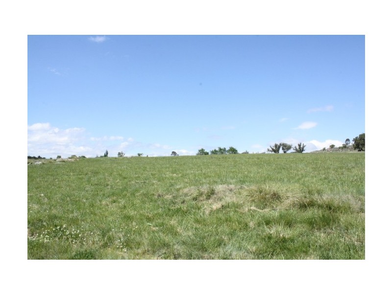 11 Millers Lane, Tenterfield NSW 2372