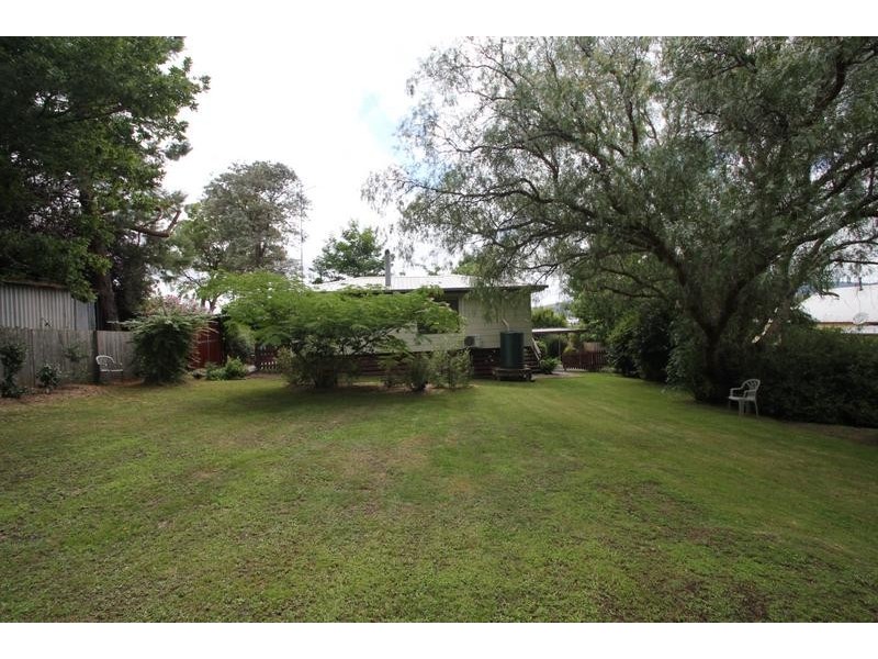 112 Pelham Street, Tenterfield NSW 2372