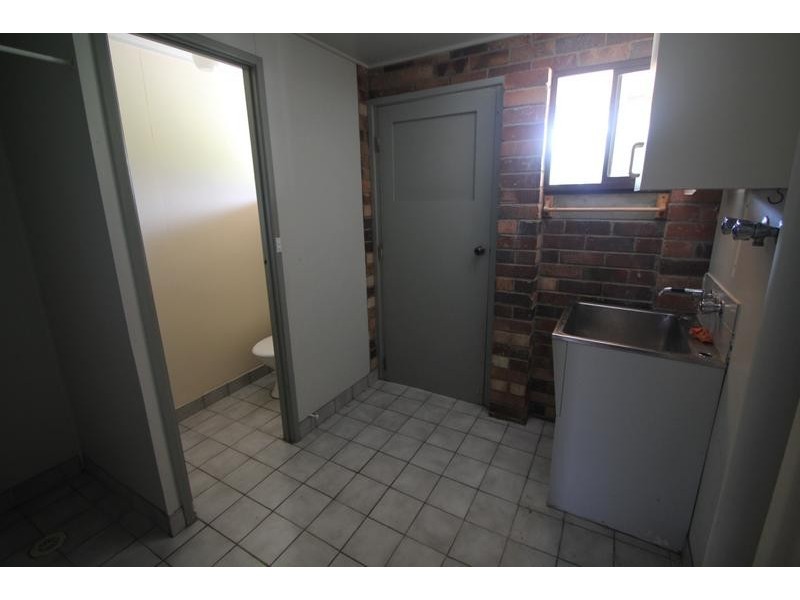 215 East Street, Tenterfield NSW 2372